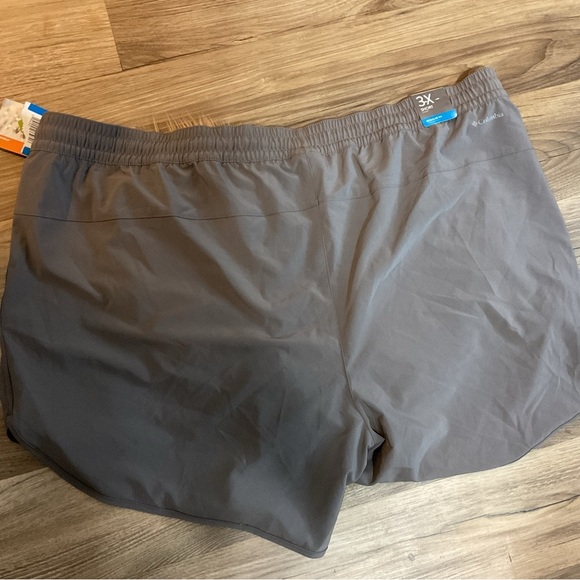 Columbia Gray Omni shield Short Size 3XL NWT - Picture 7 of 9